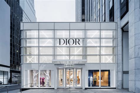 Dior Retailer near me 